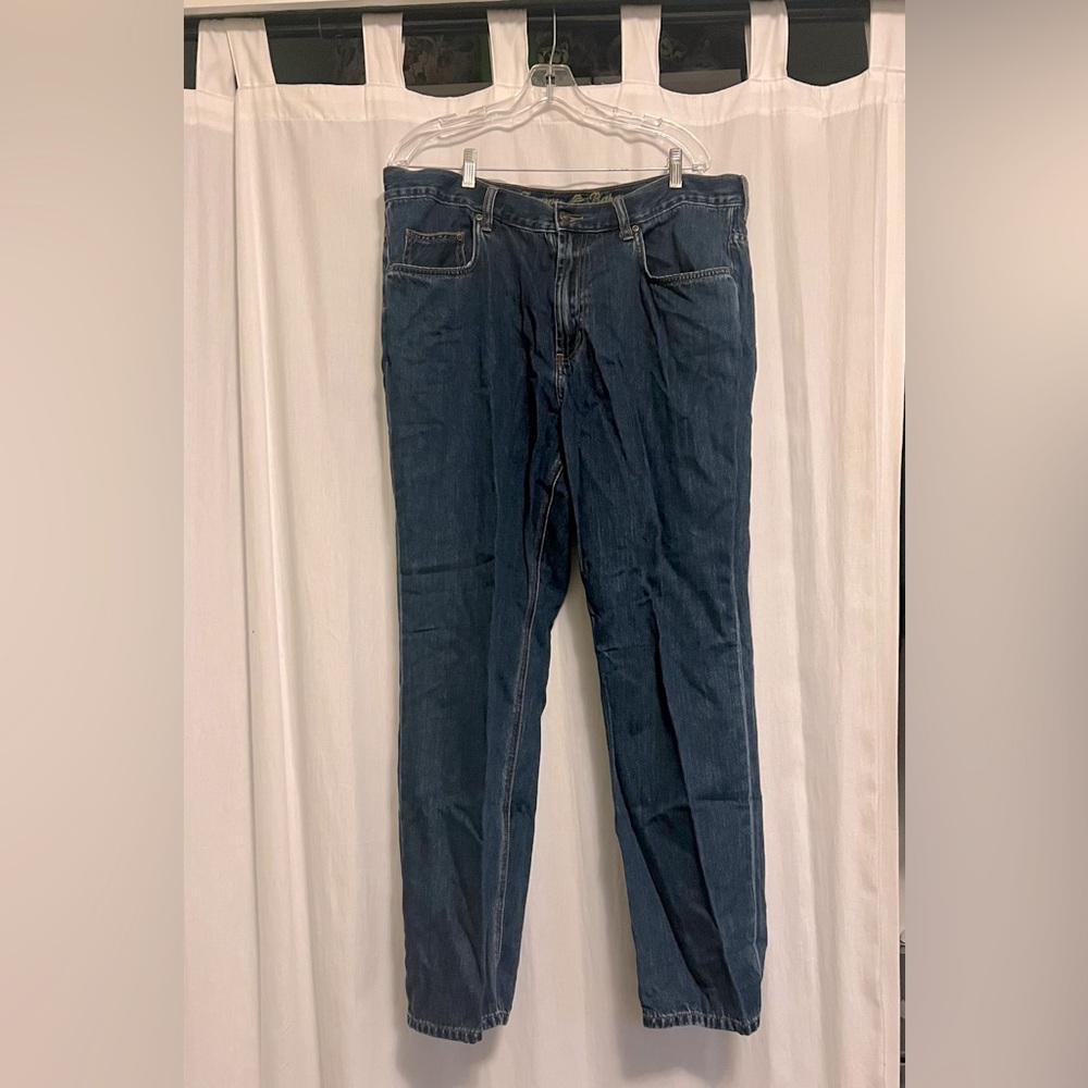 Tommy Bahama 40x30 jeans